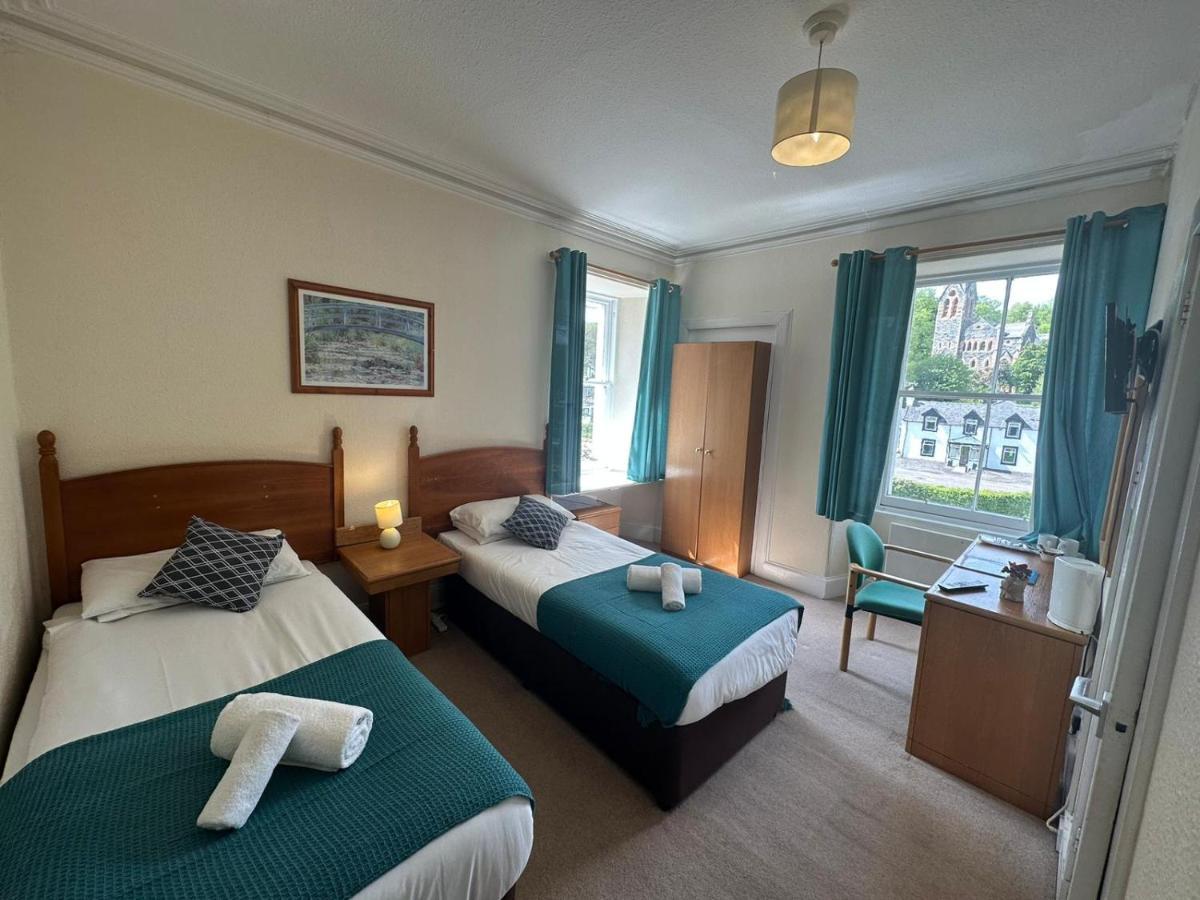 Mackay'S Spa Lodge Hotel สแตรธเพฟเฟอร์ ภายนอก รูปภาพ